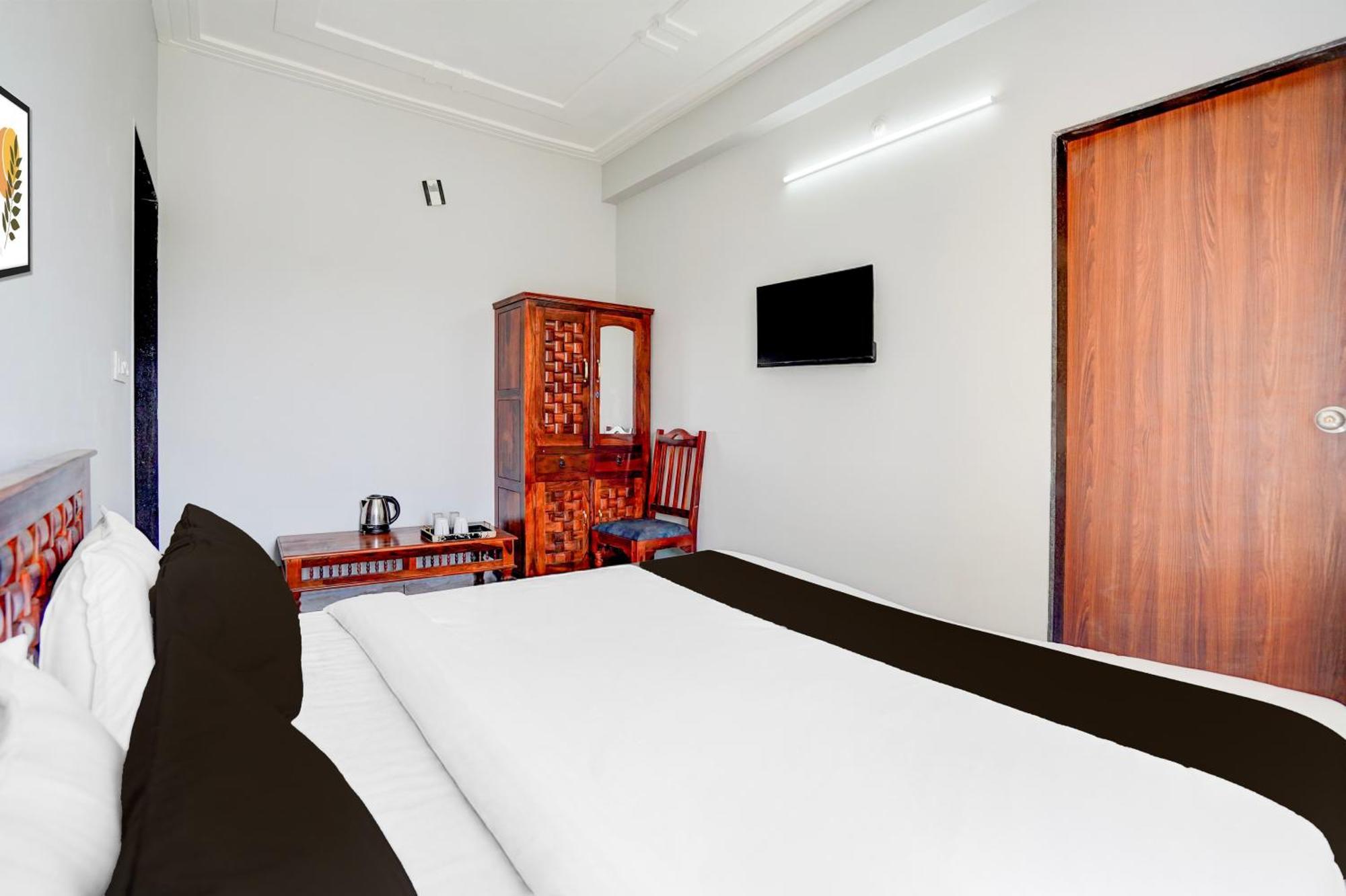 Hotel O Shree Gurukripa Khātu Extérieur photo