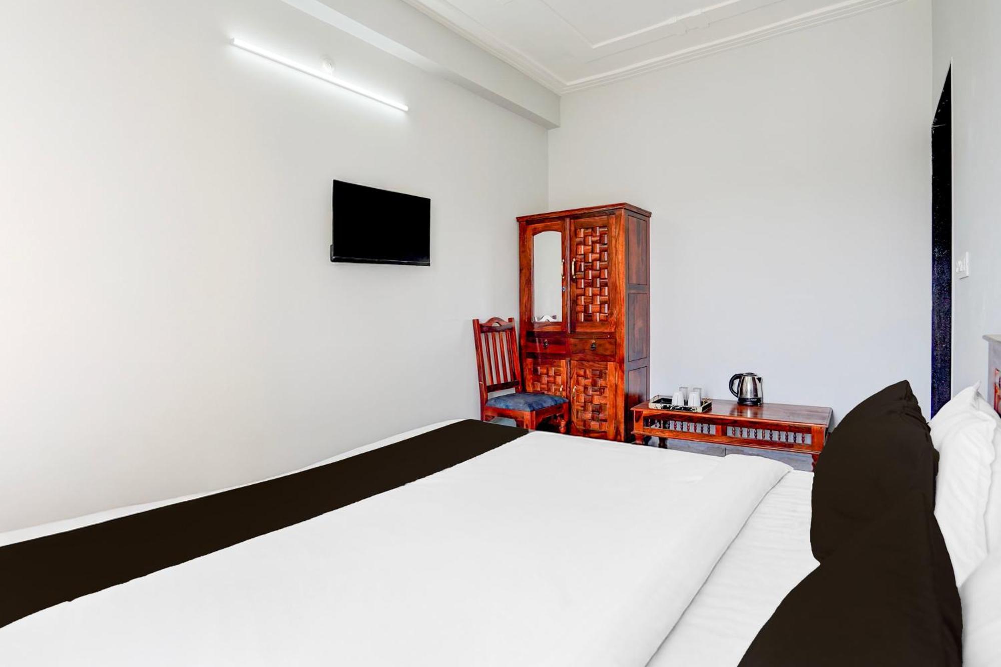 Hotel O Shree Gurukripa Khātu Extérieur photo