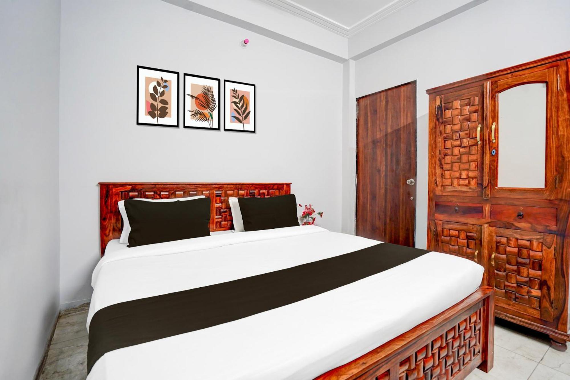 Hotel O Shree Gurukripa Khātu Extérieur photo